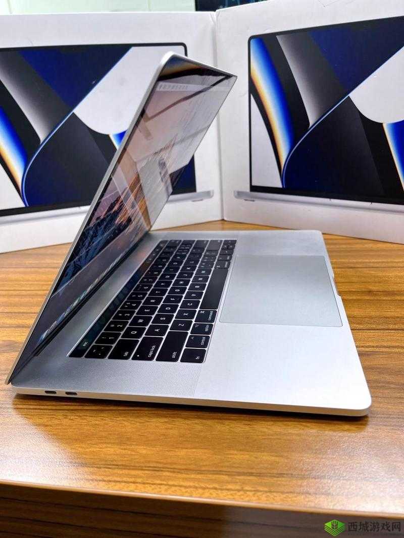 18 岁 MacBook Pro 高清被爆停运啦